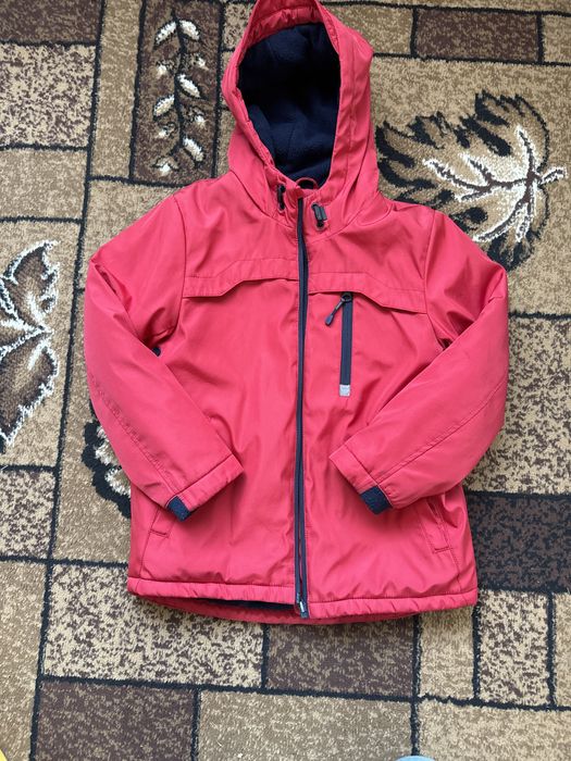 Куртка дитяча , на холодну осінь, зиму