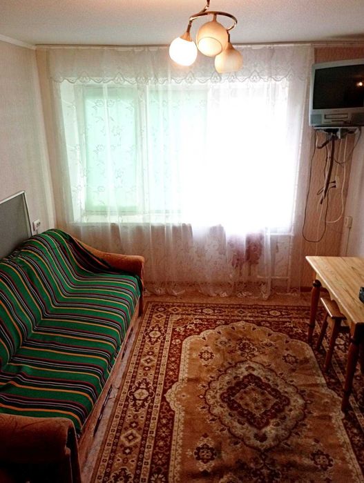 Оренда кімнати в гуртожитку , Дарниця,Бориспільська.