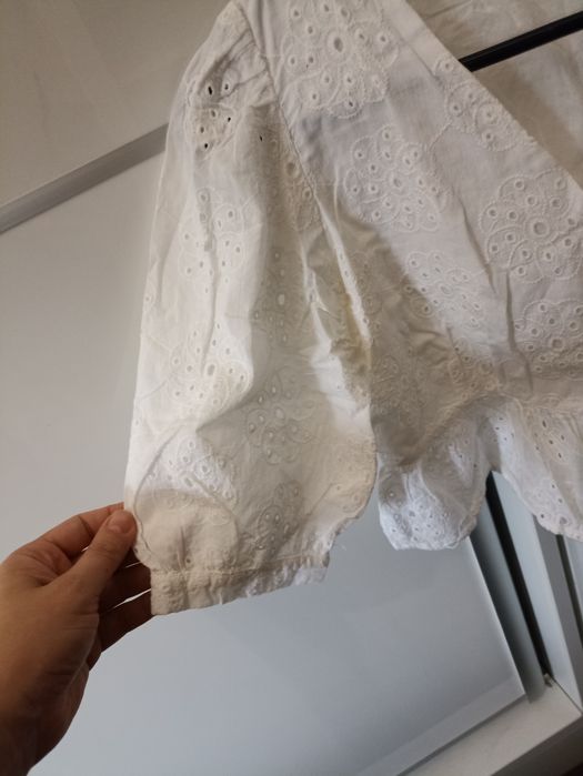 Biała ażurowa bluzka M
