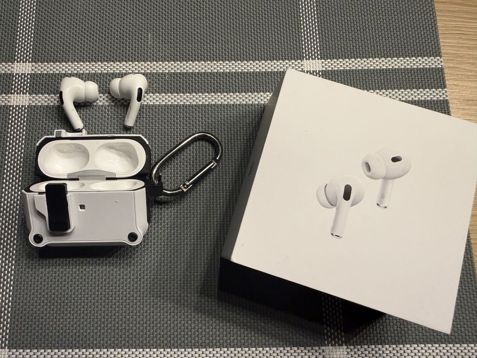 Airpods Pro 2 USB-C 2nd generation idealne.