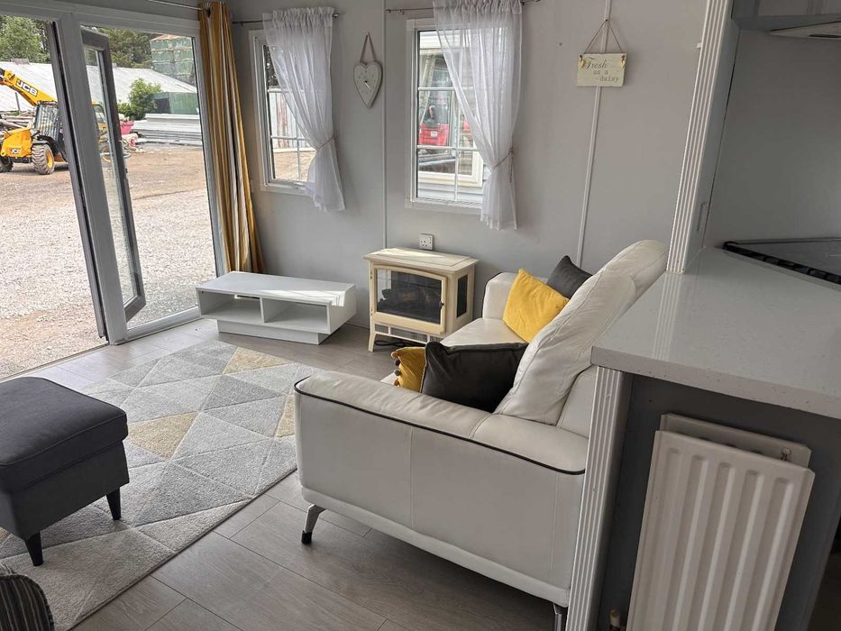 Tiny home 44m2. Double glazed. 2 bedrooms. Willerby Granada.