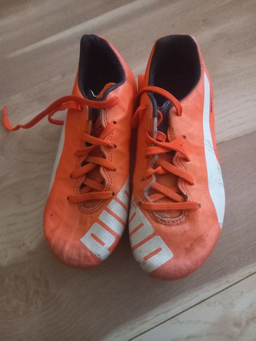 Buty korki "puma" 33