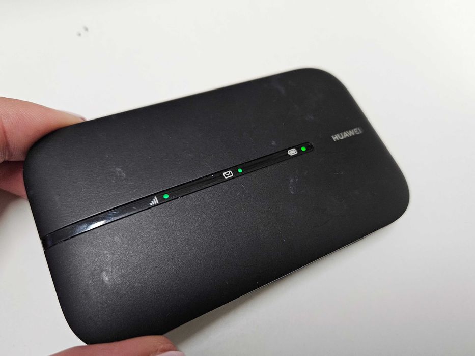 Mobilny Router Modem WiFi Karta SIM Huawei E5783B-230