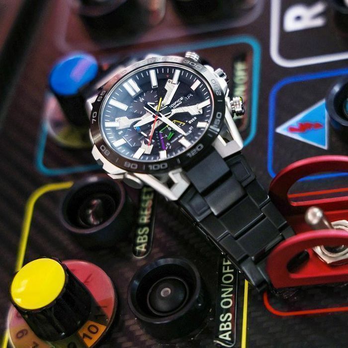 Часы Casio Edifice EQB-2000DC-1A ! Оригинал! Фирменная гарантия 2 года.