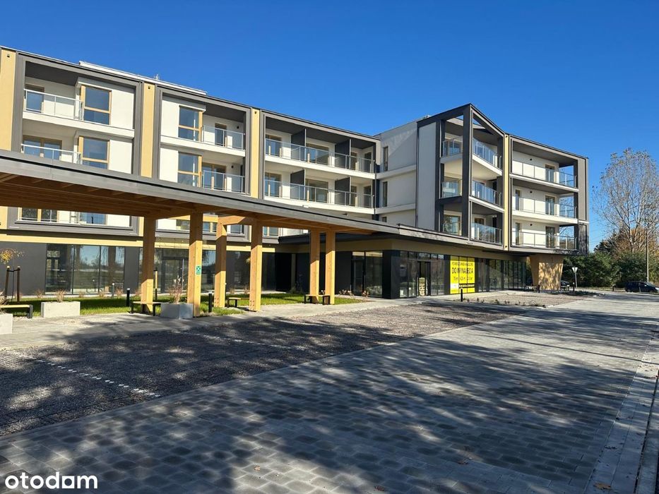Powieszchnię Handlowe pod Market SPA Centrum Medyczne Aptekę Parking