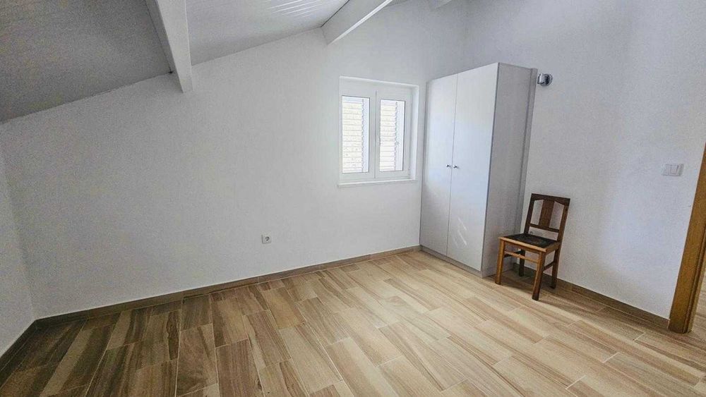 Moradia Totalmente Renovada