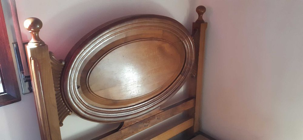 Cama de Solteiro Criança (com Estrado, mas com colchão à parte)