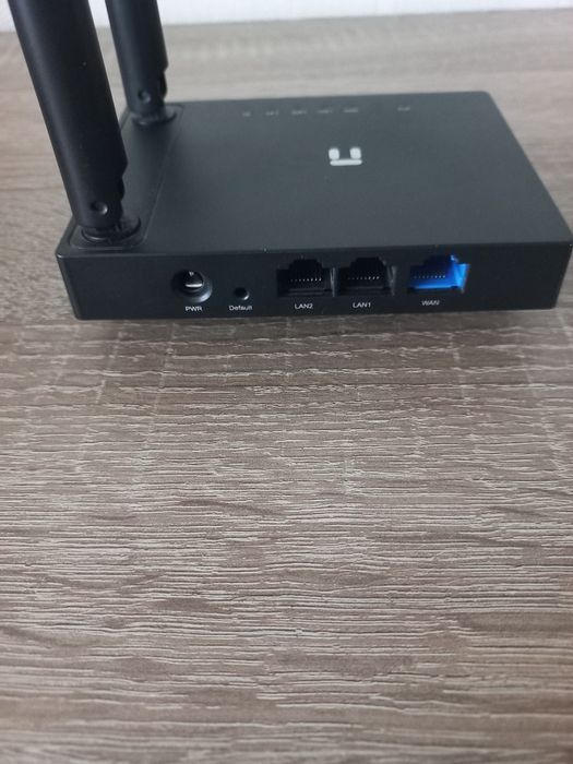 Маршрутизатор   Wi-Fi роутер Netis N4 AC1200