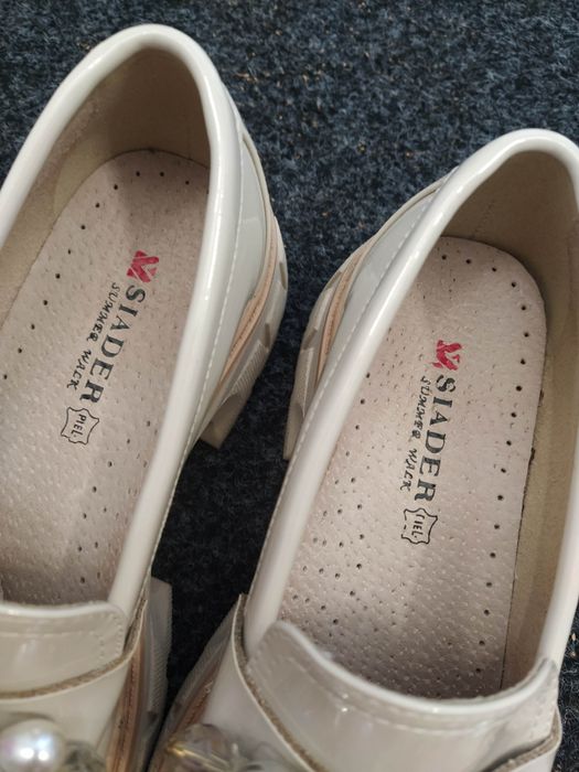 Mokasyny damskie lakierowane 38 Nowe