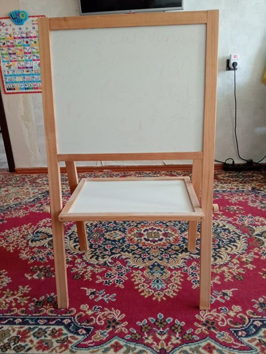 Детский мольберт