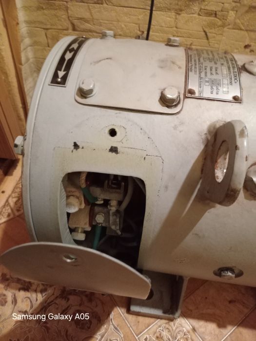 Електродвигун Д 12  ДПР ( д  12) 2,5 кВт 220 В