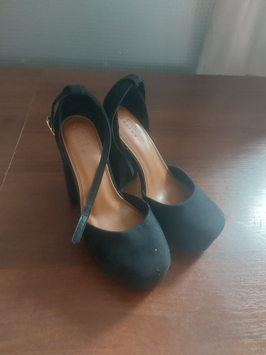 Czółenka damskie zamsz