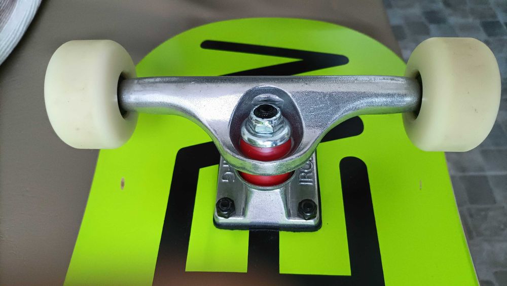 Skate Screw Como Novo