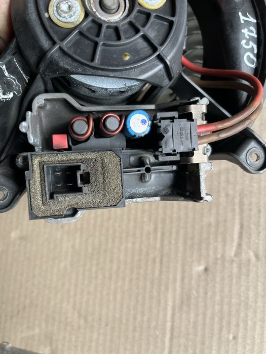 Вентилятор пічки з реостатом Mercedes E211