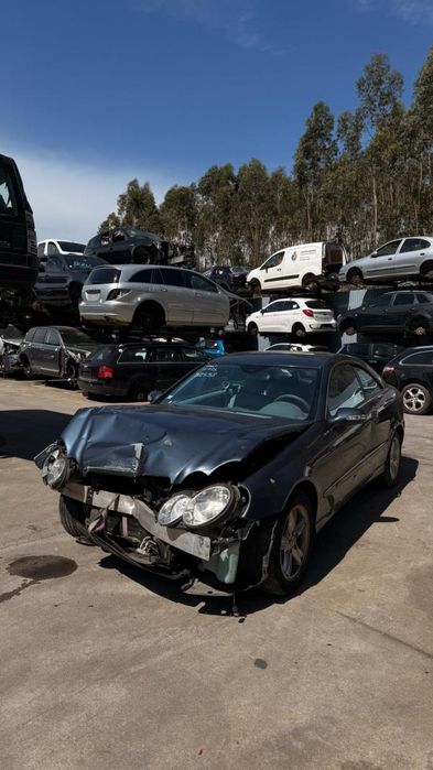 Para peças MERCEDES-BENZ CLK (C209)