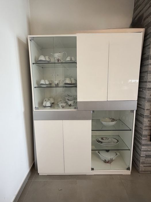 Mobilia completa de sala jantar e sala de estar