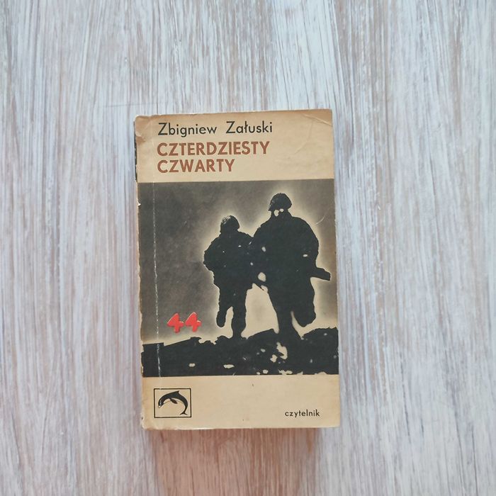Czterdziesty czwarty - Zbigniew Załuski