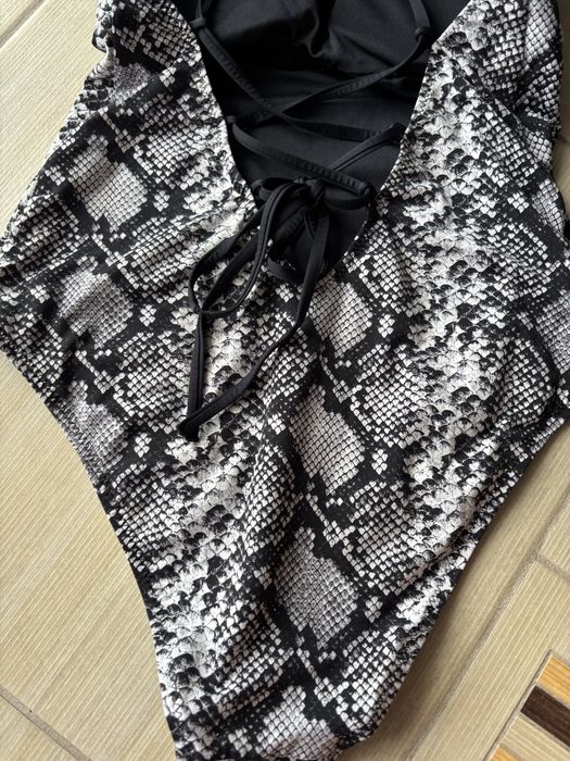 Strój  kąpielowy jednoczęściowy