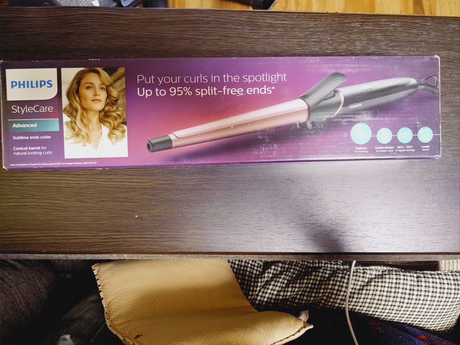 Плойка конусна Philips BHB8710