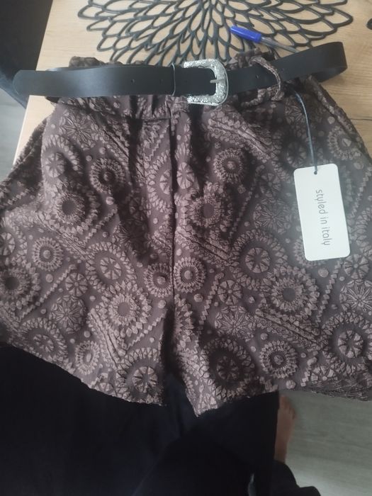 Spodenki  eleganckie