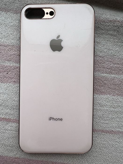Чохли на Iphone 7+