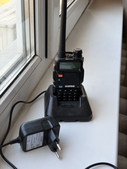 Baofeng uv-5r радіостанція