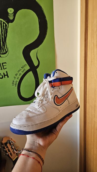 Nike Air Force 1 LV8 Knicks