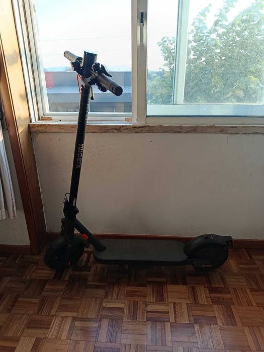 Trotinete Xiaomi scooter elite
