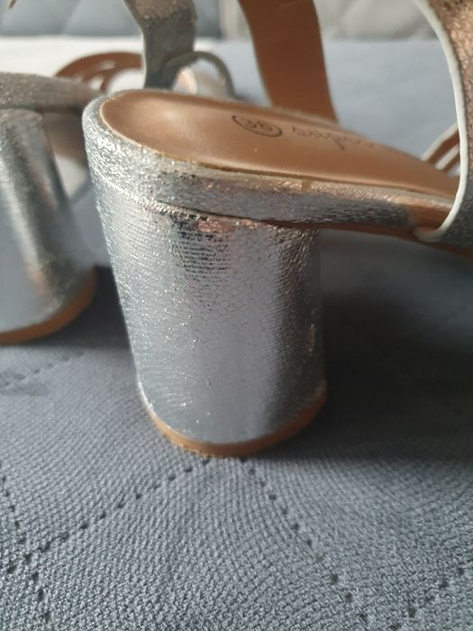Buty    letnie  rozmiar 36