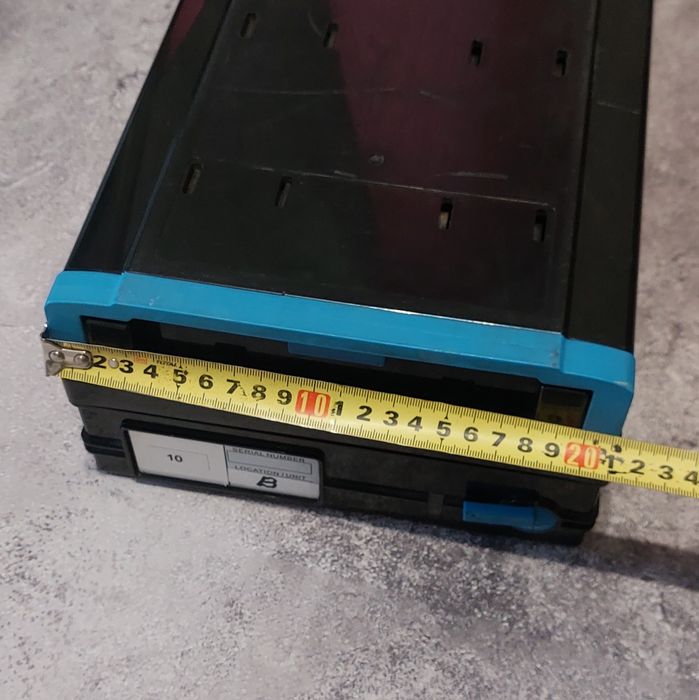 Ящик для акумулятора пластик коробка