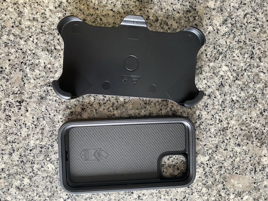 Capa OTTERBOX Defender  iphone 11