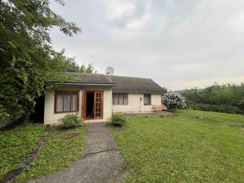 Продається будинок у с. Чернелиця