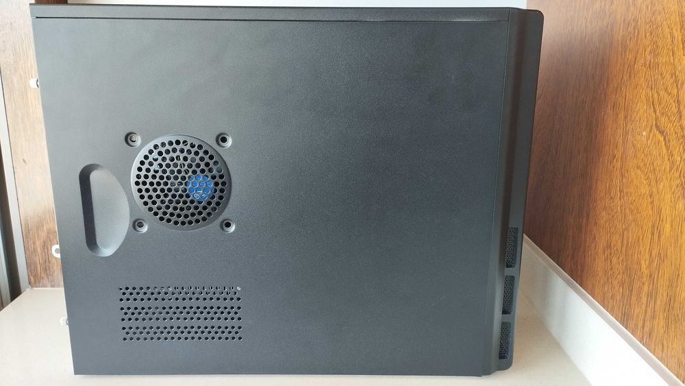 PC i7 3,6GHz 16GB RAM Gráfica 4GB 2 discos SSD W10Pro Office2019