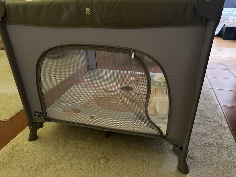 Chicco open playpen
