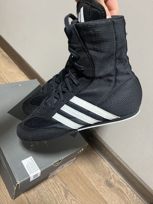 Боксерки Adidas Box Hog 2
