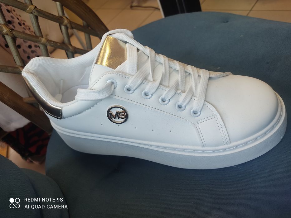 Piękne białe adidaski na platformie rozm 41