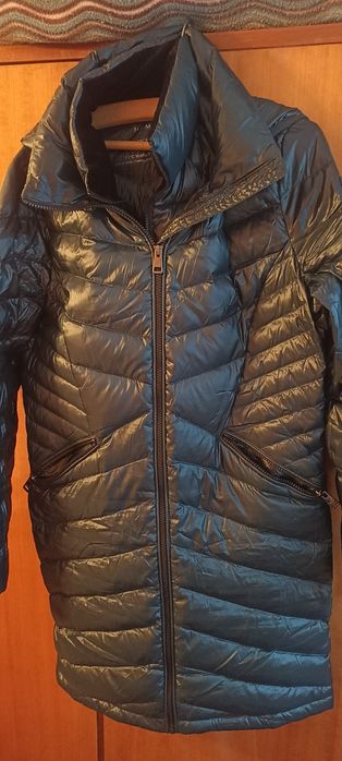Продам жіночий пуховик