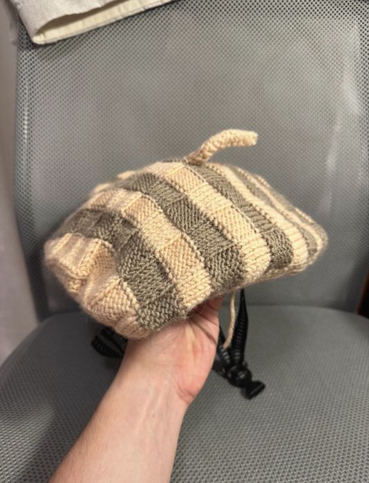 Beret Mariana Świat według kiepskich