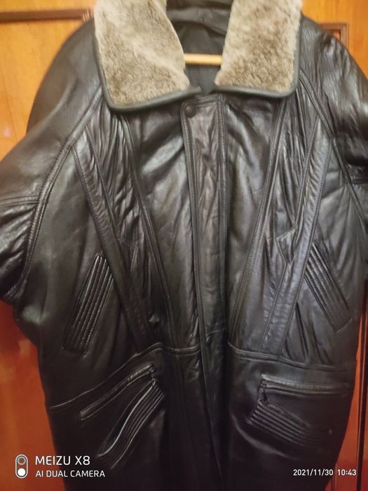 Теплая кожаная куртка на крупного мужчину