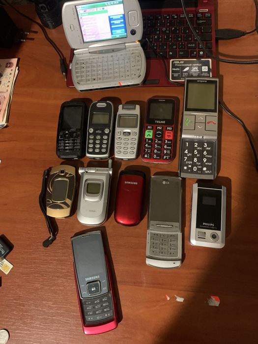 Nokia 3250.