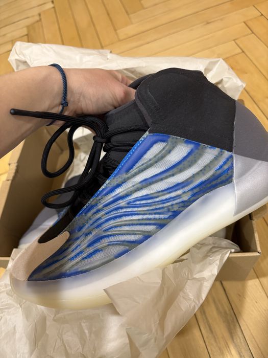 Кросівки Adidas Yeezy QNTM