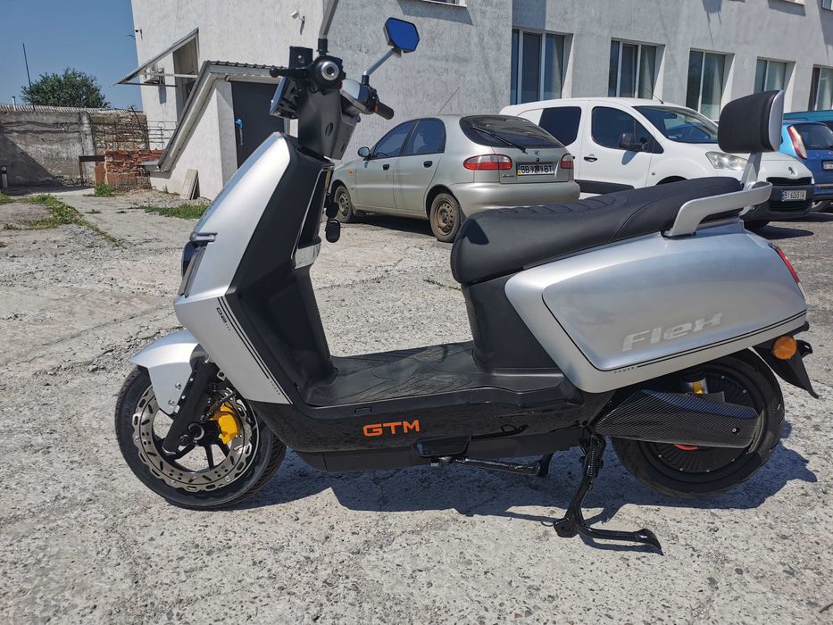 Электроскутер GTM Flex 1500W 72V 26Ah (83817)с гарантией без пробега