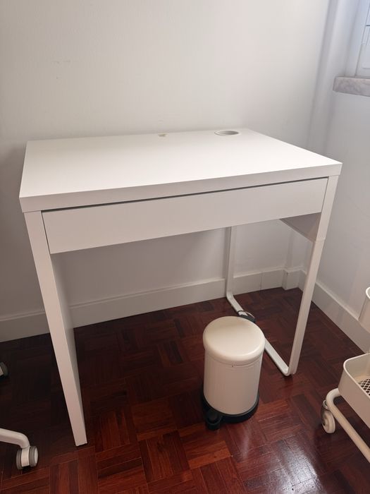 Vendo moveis para quarto ou escritorio