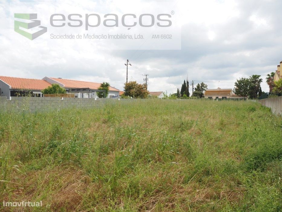 Terreno urbano em Marinhais
