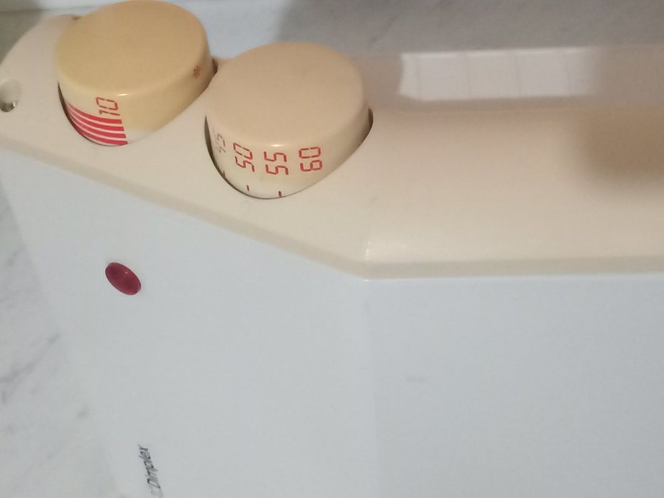 Тепло-вентилятор настінний обігрівач