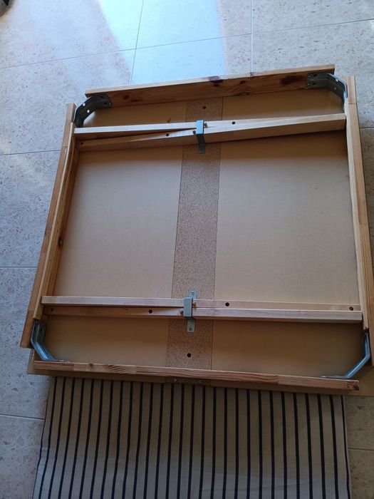 Mesa de refeição de cozinha