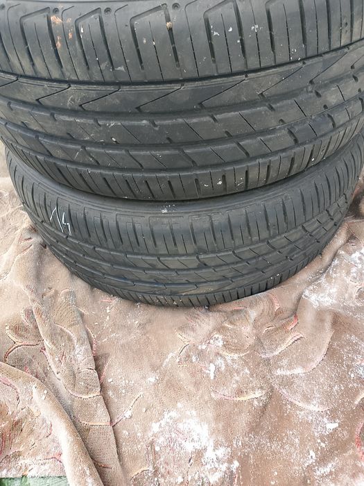 Opony letnie 235/50/19