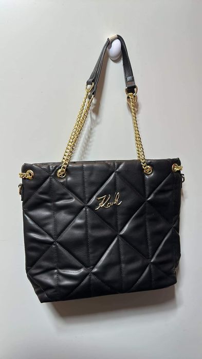 Sprzedam  torebkę  A4