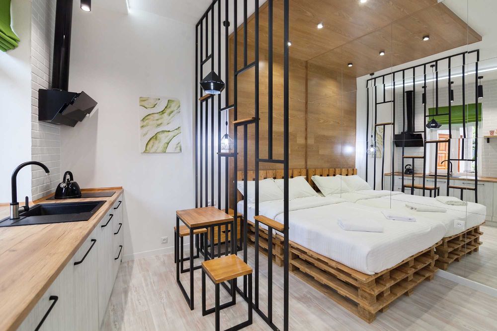 Апартаменти в центрі Львова на Гусяк 8