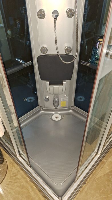 Cabine poliban com sauna